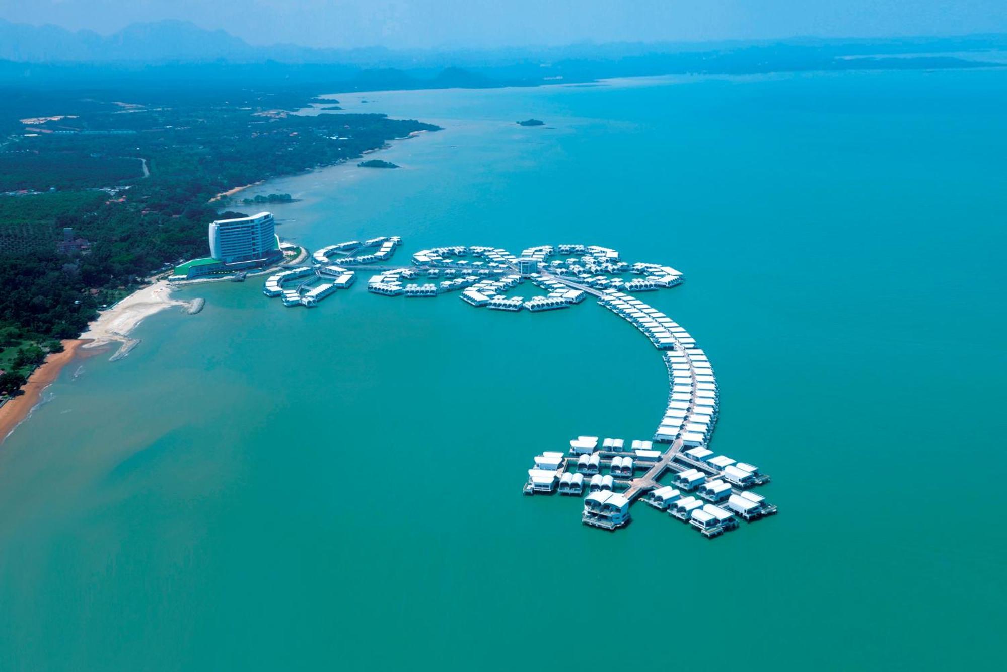 Lexis Hibiscus Port Dickson Hotel Exterior foto Aerial view of the resort
